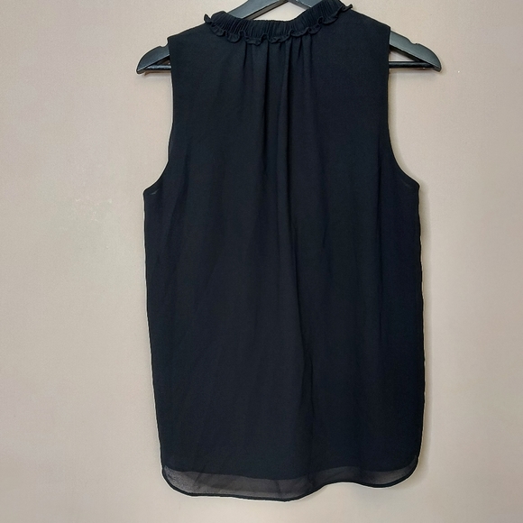 Naked Zebra v neck sleeveless blouse with ruffle detail at the neckline medium - Picture 7 of 7